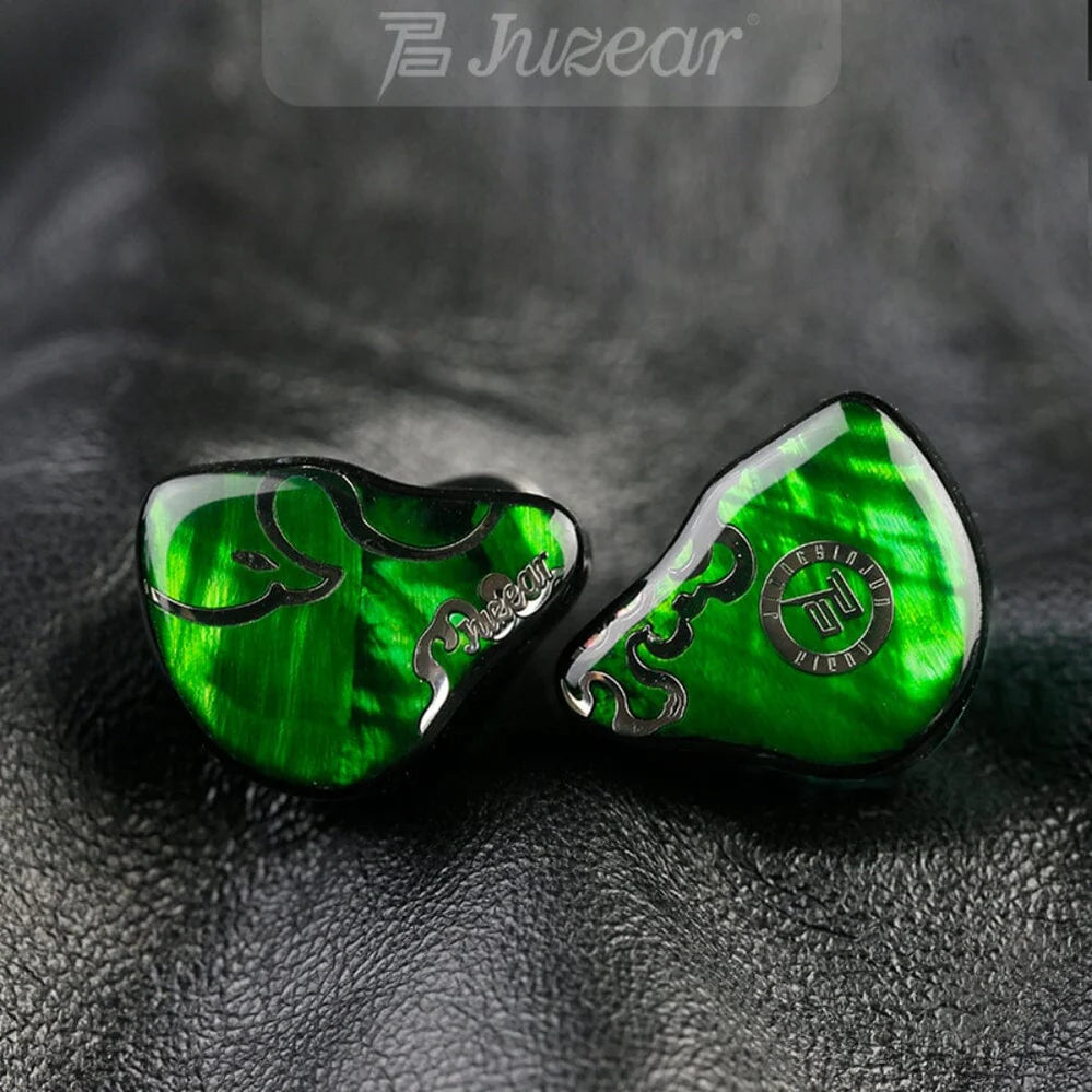 JUZEAR x Z Reviews Defiant JUZEAR x Z Reviews Defiant