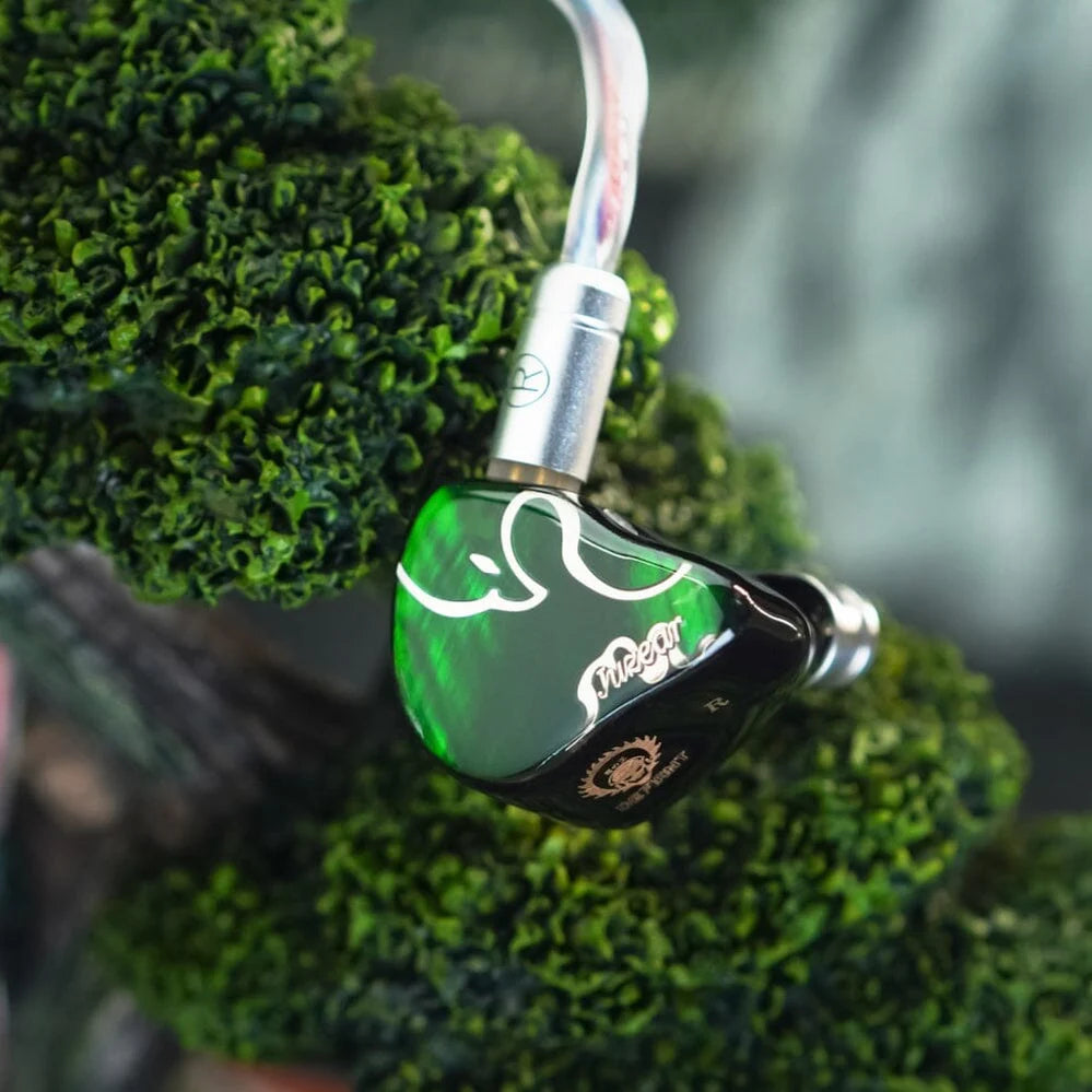 JUZEAR x Z Reviews Defiant JUZEAR x Z Reviews Defiant